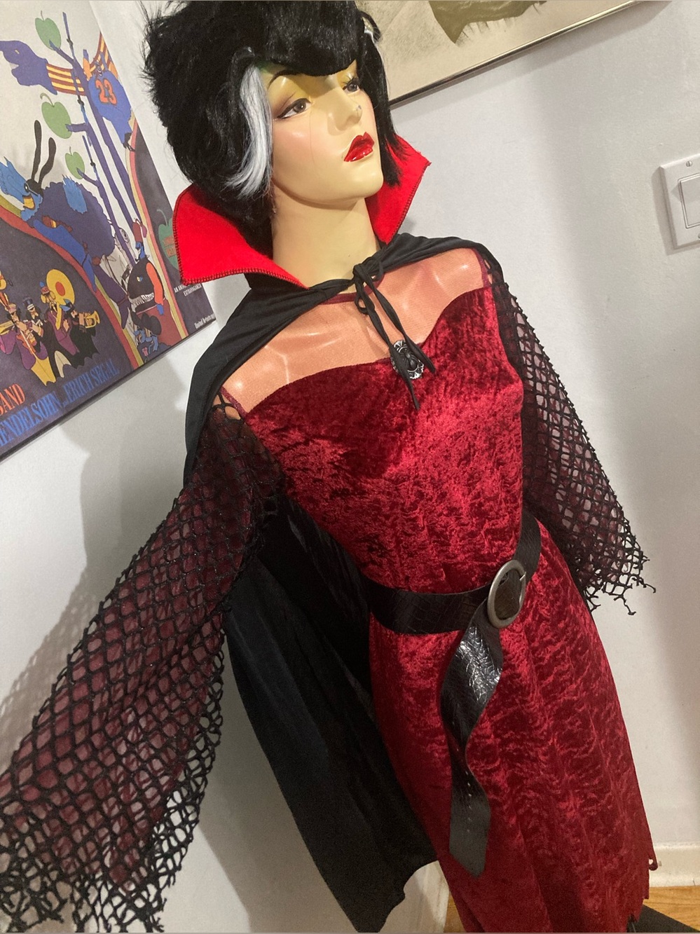 Teen Vampire 7pc Halloween Costume Set